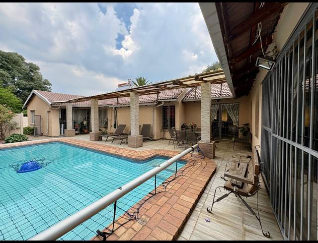 4 BEDROOM HOUSE FOR SALE IN DALPARK